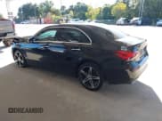 ✅ 2021 Mercedes-Benz A 220 • VIN: W1K3G4EB0MJ292149 • Lot: 43436597. Wystawiony na IAAI z przebiegiem 40 583 mil. Bezpłatny archiwum sprzedaży aukcyjnych z USA i szczegółowy raport historii pojazdu na DreamBid. Zdjęcie 3.