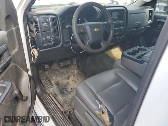 ✅ 2015 Chevrolet Silverado 2500HD Work Truck • VIN: 1GC0CUEG0FZ508462 • Lot: 53949005. Wystawiony na Copart z przebiegiem 265 120 mil. Bezpłatny archiwum sprzedaży aukcyjnych z USA i szczegółowy raport historii pojazdu na DreamBid. Zdjęcie 8.