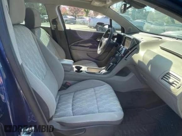 ✅ 2013 Chevrolet Volt • VIN: 1G1RE6E48DU148766 • Lot: 88367435. Wystawiony na Copart z przebiegiem 205 322 mil. Bezpłatny archiwum sprzedaży aukcyjnych z USA i szczegółowy raport historii pojazdu na DreamBid. Zdjęcie 5.