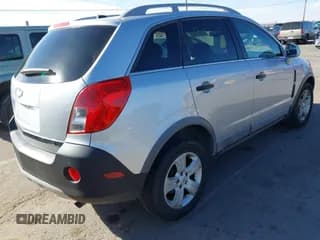 ✅ 2014 Chevrolet Captiva Sport LS • VIN: 3GNAL2EK5ES573713 • Lot: 41286209. Wystawiony na IAAI z przebiegiem Nie podano. Bezpłatny archiwum sprzedaży aukcyjnych z USA i szczegółowy raport historii pojazdu na DreamBid. Zdjęcie 4.