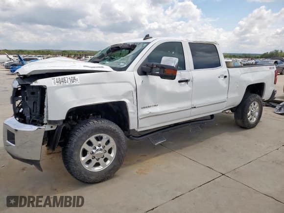 ✅ 2015 Chevrolet Silverado 2500HD LTZ • VIN: 1GC1KWE86FF636508 • Lot: 48467105. Wystawiony na Copart z przebiegiem Nie podano. Bezpłatny archiwum sprzedaży aukcyjnych z USA i szczegółowy raport historii pojazdu na DreamBid. Zdjęcie 1.