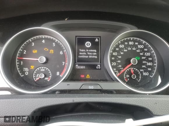 ✅ 2017 Volkswagen Golf S • VIN: 3VW217AU2HM016173 • Lot: 90089055. Wystawiony na Copart z przebiegiem 133 301 mil. Bezpłatny archiwum sprzedaży aukcyjnych z USA i szczegółowy raport historii pojazdu na DreamBid. Zdjęcie 9.