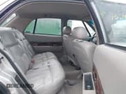 ✅ 1999 Buick LeSabre Limited • VIN: 1G4HR52K5XH438296 • Lot: 43548899. Wystawiony na IAAI z przebiegiem 73 983 mil. Bezpłatny archiwum sprzedaży aukcyjnych z USA i szczegółowy raport historii pojazdu na DreamBid. Zdjęcie 8.