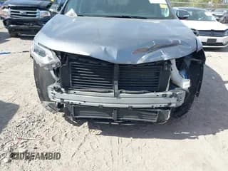 ✅ 2019 Chevrolet Traverse LT Cloth • VIN: 1GNERGKW4KJ220025 • Lot: 43309615. Wystawiony na IAAI z przebiegiem 149 148 mil. Bezpłatny archiwum sprzedaży aukcyjnych z USA i szczegółowy raport historii pojazdu na DreamBid. Zdjęcie 6.