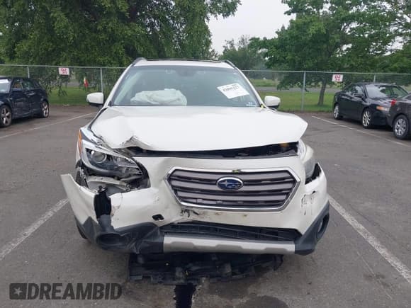 ✅ 2017 Subaru Outback Touring • VIN: 4S4BSETC2H3341332 • Lot: 42895227. Listed on IAAI with 101,057 mi. Free auction sales archive from the USA and detailed vehicle history report at DreamBid. Image 6.