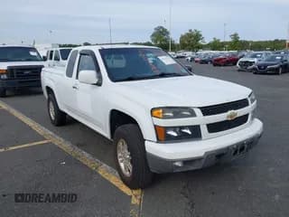 ✅ 2012 Chevrolet Colorado 1LT • VIN: 1GCJTCFE1C8160734 • Лот: 43241279. Опубликован ранее на IAAI с пробегом 135 509 миль. Бесплатный доступ к архиву аукционных продаж из США и подробный отчёт об истории автомобиля на DreamBid. Изображение 1.