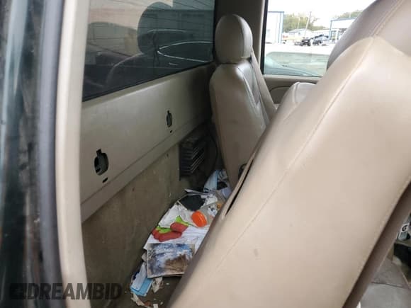 ✅ 2004 GMC Sierra 1500 SLE • VIN: 1GTEK14T14Z150999 • Лот: 90112715. Опубликован ранее на Copart с пробегом 254 223 миль. Бесплатный доступ к архиву аукционных продаж из США и подробный отчёт об истории автомобиля на DreamBid. Изображение 10.