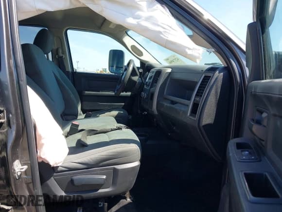 ✅ 2015 Ram 2500 Tradesman • VIN: 3C6TR5CT5FG528294 • Lot: 42374966. Listed on IAAI with Not provided. Free auction sales archive from the USA and detailed vehicle history report at DreamBid. Image 5.