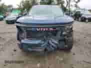 2023 Chevrolet Silverado 1500 Custom z VIN 1GCPDBEK5PZ210897, wystawiony jako Copart lot #80678865 z przebiegiem 50 660 mil mil oraz Szkoda całkowita • Salvage title. Historia ofert i sprzedaży dostępna na DreamBid. Obrazek 5.