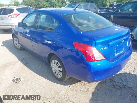 ✅ 2012 Nissan Versa SV • VIN: 3N1CN7AP0CL873406 • Lot: 42347950. Listed on IAAI with 139,260 mi. Free auction sales archive from the USA and detailed vehicle history report at DreamBid. Image 3.