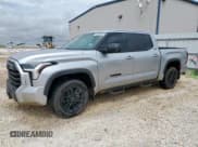 ✅ 2024 Toyota Tundra SR5 • VIN: 5TFLA5DB5RX180910 • Lot: 70318575. Wystawiony na Copart z przebiegiem 35 943 mil. Bezpłatny archiwum sprzedaży aukcyjnych z USA i szczegółowy raport historii pojazdu na DreamBid. Zdjęcie 1.