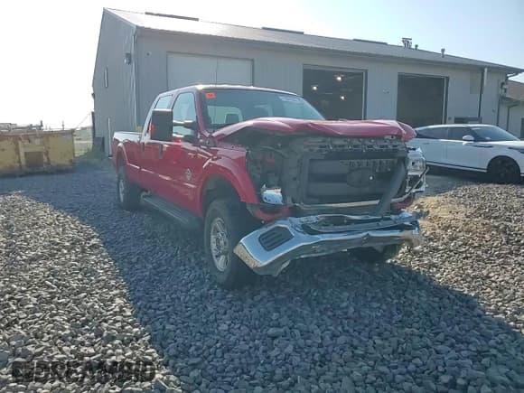 ✅ 2015 Ford F-350 Platinum • VIN: 1FT8W3BT0FEA57577 • Lot: 71061535. Wystawiony na Copart z przebiegiem 94 038 mil. Bezpłatny archiwum sprzedaży aukcyjnych z USA i szczegółowy raport historii pojazdu na DreamBid. Zdjęcie 13.