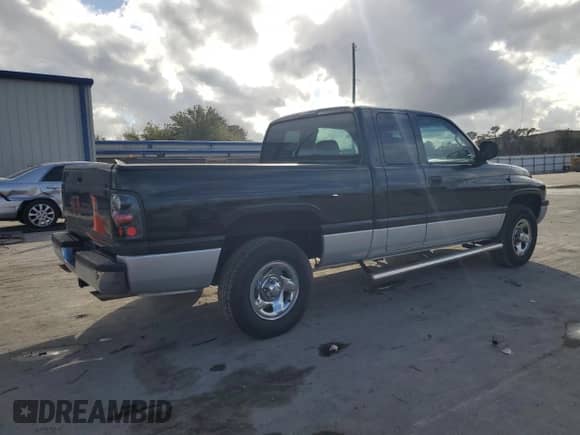 2001 Dodge 1500 с VIN 3B7HC13Y11M579368, выставлен на аукционе Copart как лот 85271554 с пробегом 156 118 миль миль и Списание • Salvage title. История ставок и продаж доступна на DreamBid. Изображение 3.