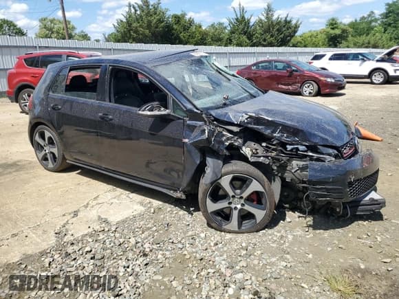 ✅ 2015 Volkswagen Golf GTI S • VIN: 3VW5T7AU4FM094720 • Лот: 67885505. Опубликован ранее на Copart с пробегом Не указан. Бесплатный доступ к архиву аукционных продаж из США и подробный отчёт об истории автомобиля на DreamBid. Изображение 4.