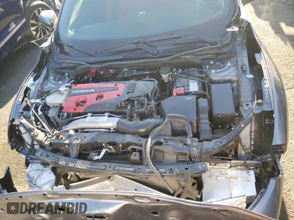 ✅ 2018 Honda Civic Type R Touring • VIN: SHHFK8G72JU204743 • Lot: 67274552. Wystawiony na Copart z przebiegiem 66 041 mil. Bezpłatny archiwum sprzedaży aukcyjnych z USA i szczegółowy raport historii pojazdu na DreamBid. Zdjęcie 11.