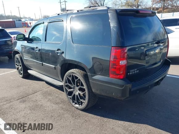 ✅ 2007 Chevrolet Tahoe LTZ • VIN: 1GNFC130X7R362045 • Lot: 43812490. Listed on IAAI with 167,986 mi. Free auction sales archive from the USA and detailed vehicle history report at DreamBid. Image 3.