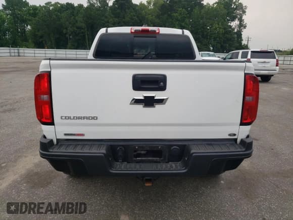 ✅ 2018 Chevrolet Colorado 4WD ZR2 • VIN: 1GCPTEE19J1104017 • Лот: 62305195. Опубликован ранее на Copart с пробегом 153 018 миль. Бесплатный доступ к архиву аукционных продаж из США и подробный отчёт об истории автомобиля на DreamBid. Изображение 6.