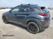 ✅ 2021 Hyundai Kona SEL Plus • VIN: KM8K62AA4MU636442 • Лот: 67086894. Опубликован ранее на Copart с пробегом 102 300 миль. Бесплатный доступ к архиву аукционных продаж из США и подробный отчёт об истории автомобиля на DreamBid. Изображение 2.