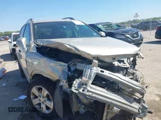 2015 Chevrolet Captiva Sport LS z VIN 3GNAL2EK3FS530425, wystawiony jako IAAI lot #41984613 z przebiegiem 135 367 mil mil oraz . Historia ofert i sprzedaży dostępna na DreamBid. Obrazek 1.