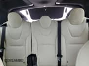 ✅ 2022 Tesla Model X • VIN: 7SAXCDE56NF361164 • Lot: 81565685. Wystawiony na Copart z przebiegiem 71 266 mil. Bezpłatny archiwum sprzedaży aukcyjnych z USA i szczegółowy raport historii pojazdu na DreamBid. Zdjęcie 10.