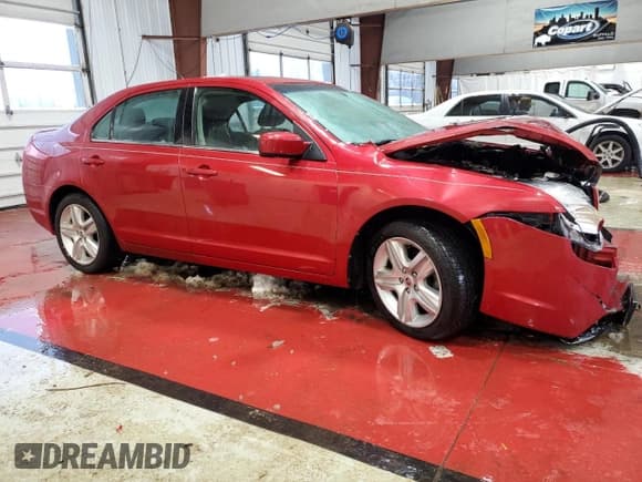 ✅ 2011 Mercury Milan • VIN: 3MEHM0HAXBR604175 • Лот: 88454095. Опубликован ранее на Copart с пробегом 86 901 миль. Бесплатный доступ к архиву аукционных продаж из США и подробный отчёт об истории автомобиля на DreamBid. Изображение 4.