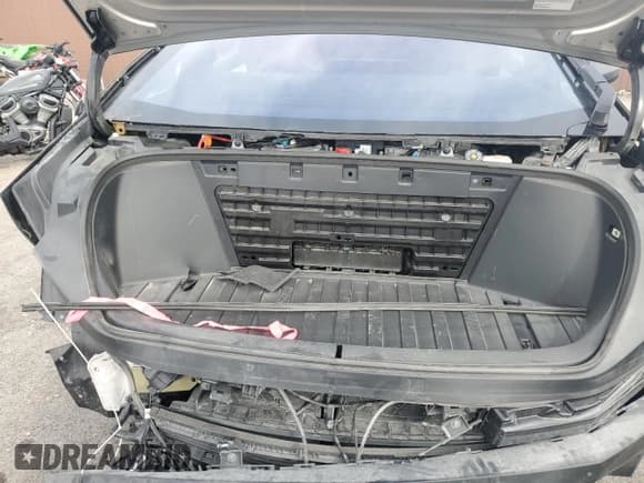 ✅ 2024 Tesla Cybertruck • VIN: 7G2CEHED3RA002231 • Лот: 78957564. Опубликован ранее на Copart с пробегом 4 454 миль. Бесплатный доступ к архиву аукционных продаж из США и подробный отчёт об истории автомобиля на DreamBid. Изображение 11.