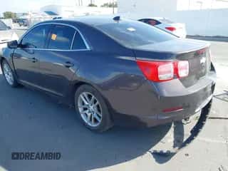 2013 Chevrolet Malibu LT z VIN 1G11C5SA8DF318605, wystawiony jako IAAI lot #43379144 z przebiegiem 89 799 mil mil oraz . Historia ofert i sprzedaży dostępna na DreamBid. Obrazek 3.