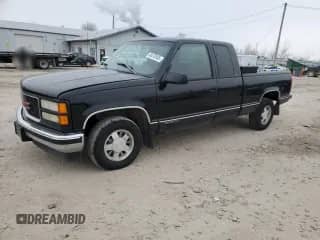 ✅ 1997 GMC Sierra 1500 • VIN: 1GTEC19M0VE552763 • Лот: 46078505. Размещён на Copart с пробегом 151 561 миль миль. Получите бесплатный доступ к архиву аукционных продаж из США и посмотрите подробный отчёт об истории автомобиля на DreamBid. Изображение 1.