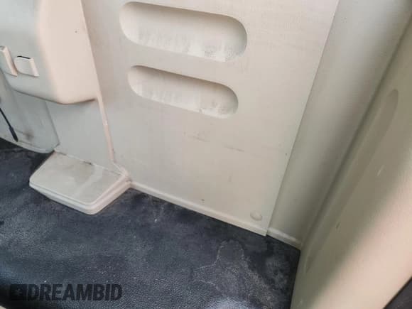 ✅ 2008 Ford F-150 XL • VIN: 1FTRF12228KD78332 • Lot: 47400925. Listed on Copart with 120,041 mi. Free auction sales archive from the USA and detailed vehicle history report at DreamBid. Image 10.