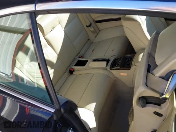 ✅ 2007 BMW 3 Series 335i • VIN: WBAWL73517PX47946 • Lot: 43756882. Listed on IAAI with 164,839 mi. Free auction sales archive from the USA and detailed vehicle history report at DreamBid. Image 8.