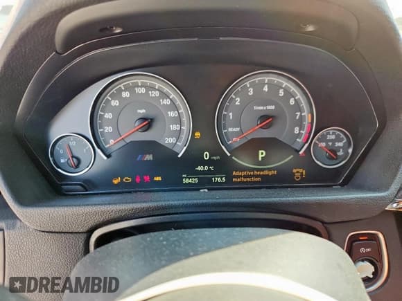 ✅ 2020 BMW M4 • VIN: WBS4Y9C03LFH42786 • Lot: 81012295. Wystawiony na Copart z przebiegiem 58 425 mil. Bezpłatny archiwum sprzedaży aukcyjnych z USA i szczegółowy raport historii pojazdu na DreamBid. Zdjęcie 9.