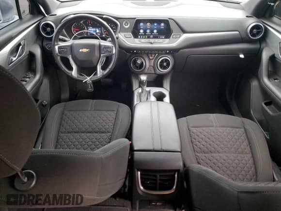 ✅ 2019 Chevrolet Blazer • VIN: 3GNKBBRA8KS607518 • Лот: 71931825. Размещён на Copart с пробегом 51 842 миль миль. Получите бесплатный доступ к архиву аукционных продаж из США и посмотрите подробный отчёт об истории автомобиля на DreamBid. Изображение 8.