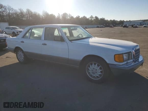 ✅ 1991 Mercedes-Benz 350 • VIN: WDBCB35E3MA594188 • Lot: 42634585. Wystawiony na Copart z przebiegiem 162 003 mil. Bezpłatny archiwum sprzedaży aukcyjnych z USA i szczegółowy raport historii pojazdu na DreamBid. Zdjęcie 4.