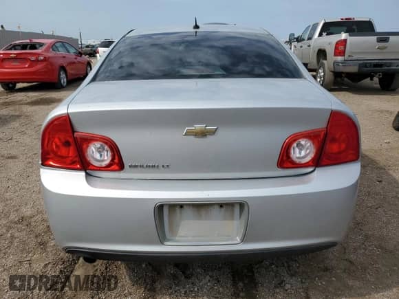 2011 Chevrolet Malibu 2LT z VIN 1G1ZD5E14BF375943, wystawiony jako Copart lot #65962214 z przebiegiem 184 548 mil mil oraz Szkoda całkowita • Salvage title. Historia ofert i sprzedaży dostępna na DreamBid. Obrazek 6.