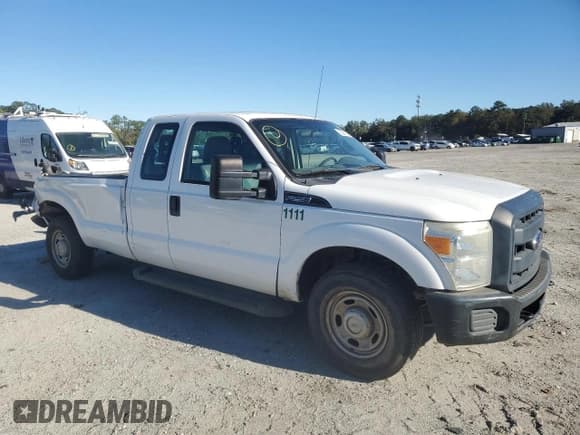 ✅ 2014 Ford F-250 XL • VIN: 1FT7X2A67EEB43093 • Lot: 92004705. Listed on Copart with 141,851 mi. Free auction sales archive from the USA and detailed vehicle history report at DreamBid. Image 4.