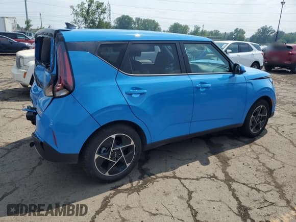 ✅ 2025 Kia Soul EX • VIN: KNDJ33AU1S7259427 • Lot: 66819385. Wystawiony na Copart z przebiegiem 5 385 mil. Bezpłatny archiwum sprzedaży aukcyjnych z USA i szczegółowy raport historii pojazdu na DreamBid. Zdjęcie 3.