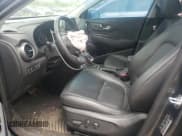 ✅ 2021 Hyundai Kona Limited • VIN: KM8K3CA59MU630699 • Лот: 57638583. Опубликован ранее на Copart с пробегом 27 504 миль. Бесплатный доступ к архиву аукционных продаж из США и подробный отчёт об истории автомобиля на DreamBid. Изображение 7.