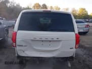 ✅ 2011 Dodge Grand Caravan Express • VIN: 2D4RN4DG6BR647005 • Lot: 43378521. Wystawiony na IAAI z przebiegiem 165 286 mil. Bezpłatny archiwum sprzedaży aukcyjnych z USA i szczegółowy raport historii pojazdu na DreamBid. Zdjęcie 17.