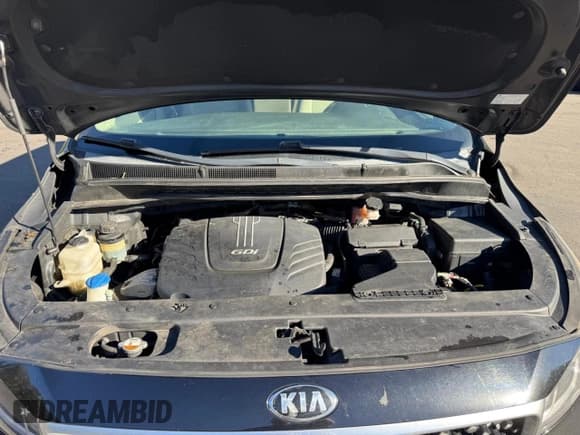 ✅ 2017 Kia Sedona LX • VIN: KNDMB5C13H6230380 • Lot: 85816635. Listed on Copart with 188,788 mi. Free auction sales archive from the USA and detailed vehicle history report at DreamBid. Image 7.