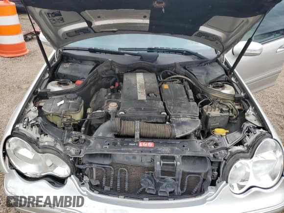 ✅ 2005 Mercedes-Benz C 230 Kompressor • VIN: WDBRF40J95F599392 • Lot: 71173385. Listed on Copart with 66,922 mi. Free auction sales archive from the USA and detailed vehicle history report at DreamBid. Image 11.