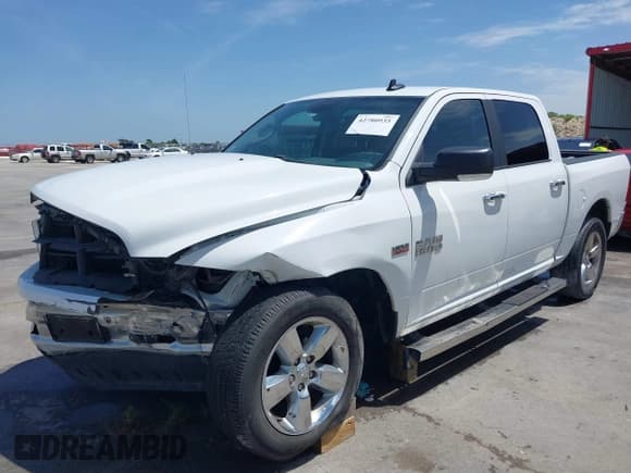 ✅ 2018 Ram 1500 Big Horn • VIN: 3C6RR7LT4JG123784 • Lot: 42780935. Wystawiony na IAAI z przebiegiem 72 383 mil. Bezpłatny archiwum sprzedaży aukcyjnych z USA i szczegółowy raport historii pojazdu na DreamBid. Zdjęcie 2.