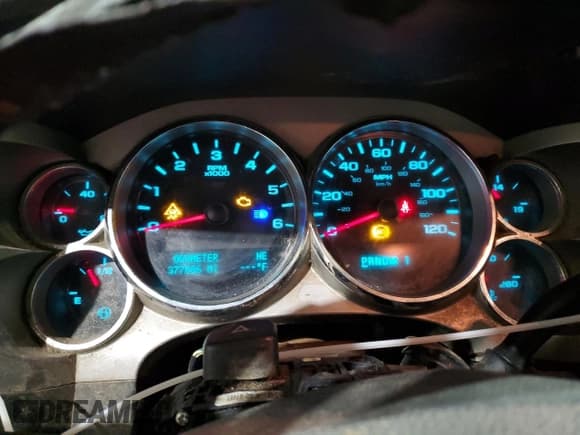 ✅ 2010 Chevrolet Silverado 2500HD LT • VIN: 1GC5KXBG3AZ183393 • Лот: 86304334. Опубликован ранее на Copart с пробегом 377 886 миль. Бесплатный доступ к архиву аукционных продаж из США и подробный отчёт об истории автомобиля на DreamBid. Изображение 9.