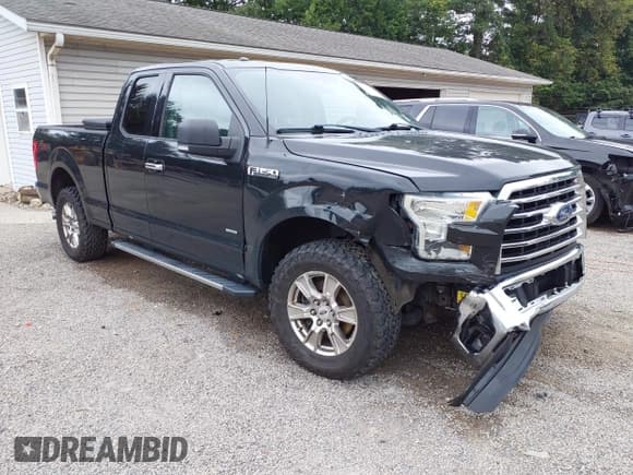 ✅ 2015 Ford F-150 XLT • VIN: 1FTEX1EP0FFC45917 • Lot: 43043724. Wystawiony na IAAI z przebiegiem 132 797 mil. Bezpłatny archiwum sprzedaży aukcyjnych z USA i szczegółowy raport historii pojazdu na DreamBid. Zdjęcie 1.