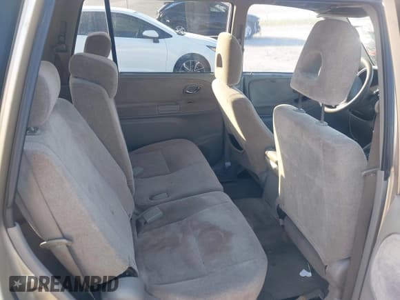 ✅ 2006 Suzuki XL7 • VIN: JS3TY92V064101982 • Lot: 41284585. Listed on IAAI with 237,353 mi. Free auction sales archive from the USA and detailed vehicle history report at DreamBid. Image 8.