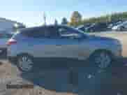 ✅ 2012 Hyundai Tucson Limited • VIN: KM8JUCAC7CU372821 • Лот: 43421774. Размещён на IAAI с пробегом 177 984 миль миль. Получите бесплатный доступ к архиву аукционных продаж из США и посмотрите подробный отчёт об истории автомобиля на DreamBid. Изображение 13.