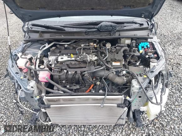 ✅ 2023 Toyota Prius LE • VIN: JTDACAAU6P3004985 • Lot: 43451191. Wystawiony na IAAI z przebiegiem 29 165 mil. Bezpłatny archiwum sprzedaży aukcyjnych z USA i szczegółowy raport historii pojazdu na DreamBid. Zdjęcie 10.