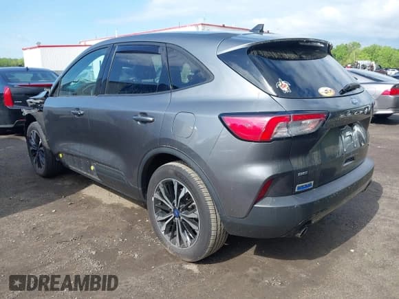 ✅ 2022 Ford Escape SE • VIN: 1FMCU9G66NUB20350 • Lot: 42156135. Listed on IAAI with 56,142 mi. Free auction sales archive from the USA and detailed vehicle history report at DreamBid. Image 3.