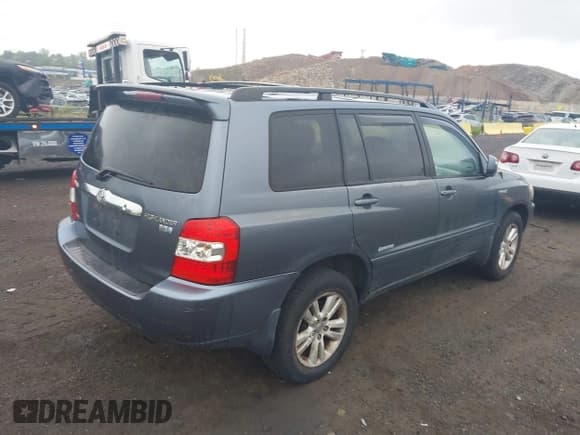 ✅ 2007 Toyota Highlander w/3rd Row • VIN: JTEEW21A270046300 • Lot: 43045040. Wystawiony na IAAI z przebiegiem 158 970 mil. Bezpłatny archiwum sprzedaży aukcyjnych z USA i szczegółowy raport historii pojazdu na DreamBid. Zdjęcie 4.