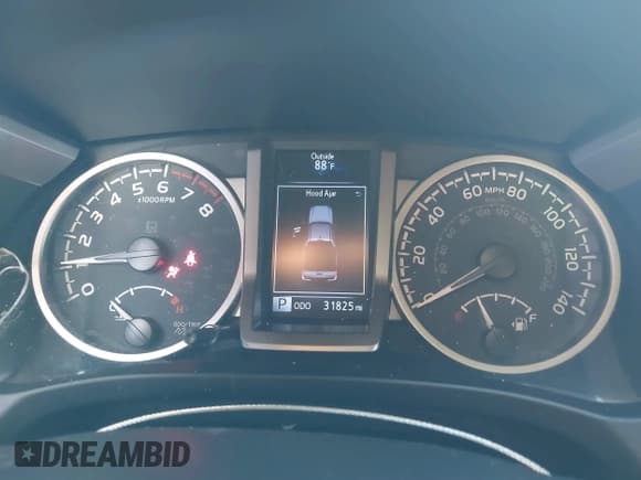 ✅ 2020 Toyota Tacoma Limited • VIN: 3TMGZ5AN4LM299828 • Lot: 40777218. Listed on IAAI with 31,825 mi. Free auction sales archive from the USA and detailed vehicle history report at DreamBid. Image 7.