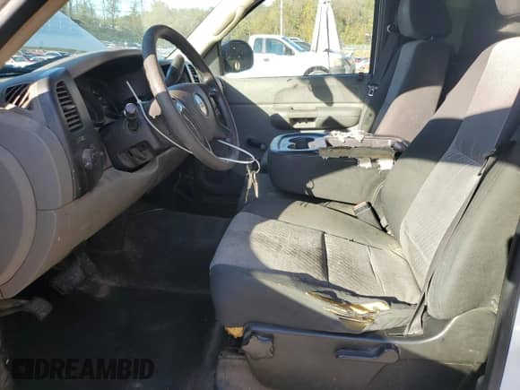 2007 GMC Sierra 1500 SLE1 with VIN 1GTEC14C17Z551213, listed as a Copart auction lot 85574295 with 186,839 mi miles and Clean title. Bid and sale history available at DreamBid. Image 7.